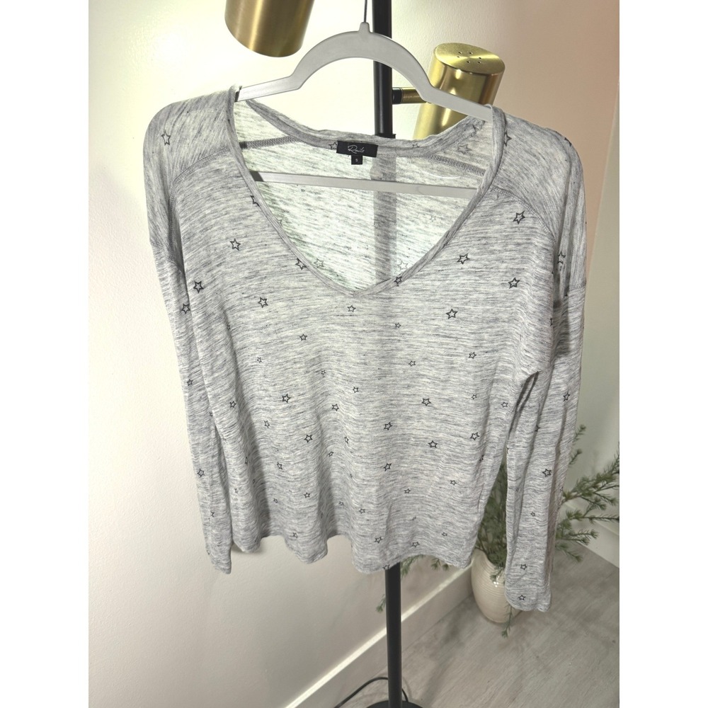 Rails Sami Star Print V-Neck Linen Blend Top Heather Grey Nebula Small - Picture 2 of 7